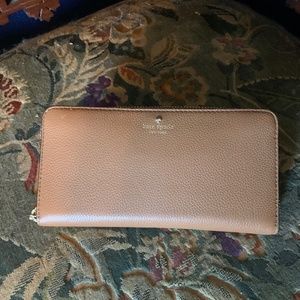 Kate spade continental wallet